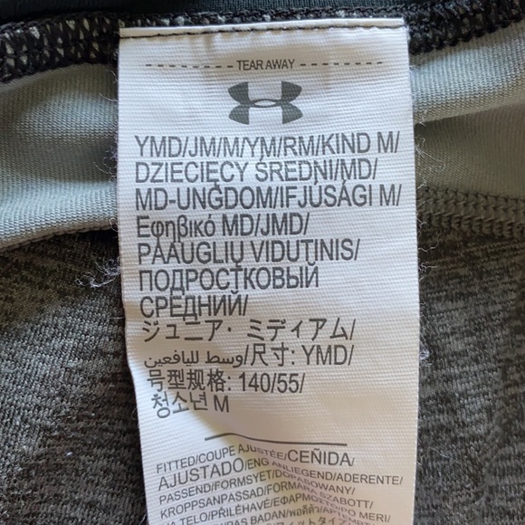 Under Armour Yogas - Picture 4 of 4